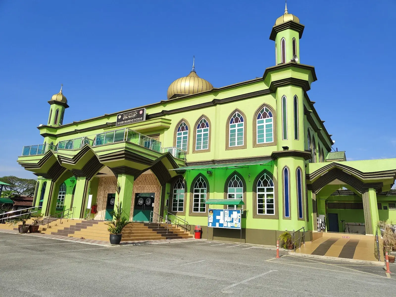 Sumber: Google Places (©2026)