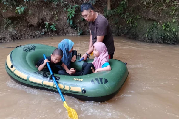 Sungai Kalan Ustad