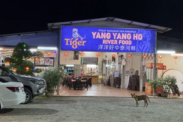 Yang Yang Ho River Food