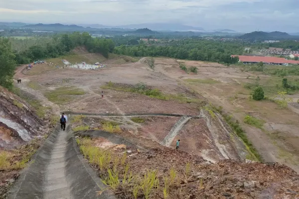 Bukit 8888