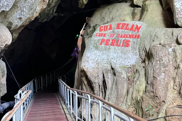 Gua Kelam