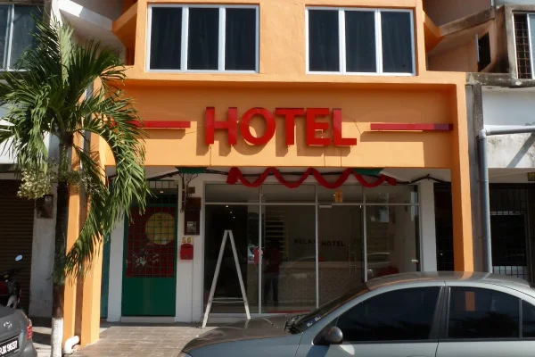 Relax Hotel