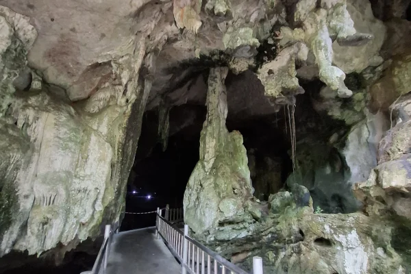 Gua Keledang