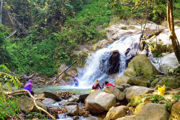 Air Terjun Junjung