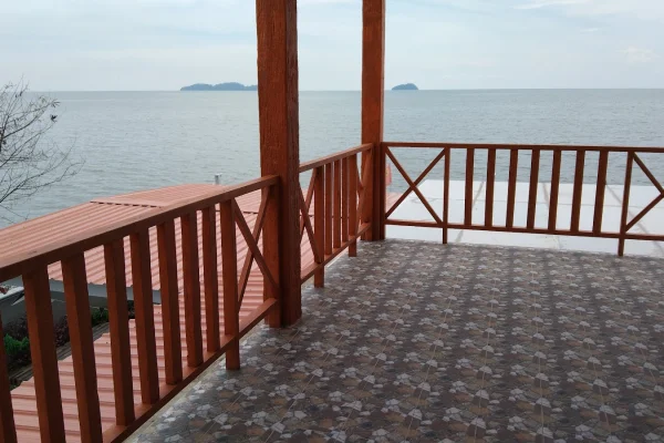 Chalet Pantai Shina