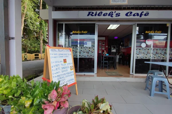 Rilek's Cafe