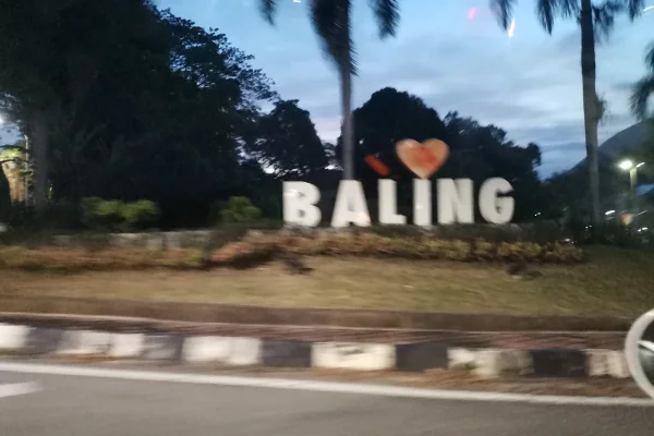 Gerbang Alu-Aluan Baling
