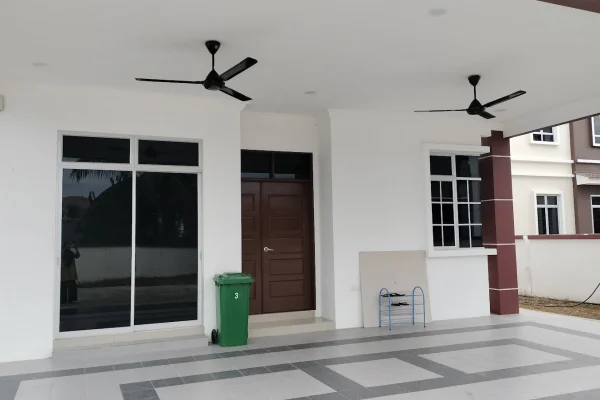 Homestay IzzaraRaiz D'Teja Pokok Sena