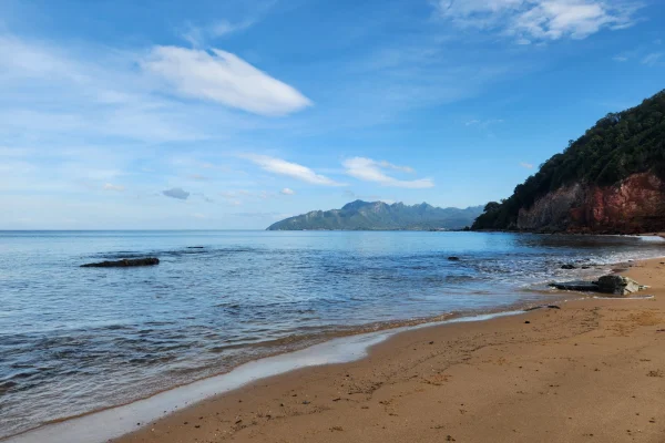 Pantai Batu Merah