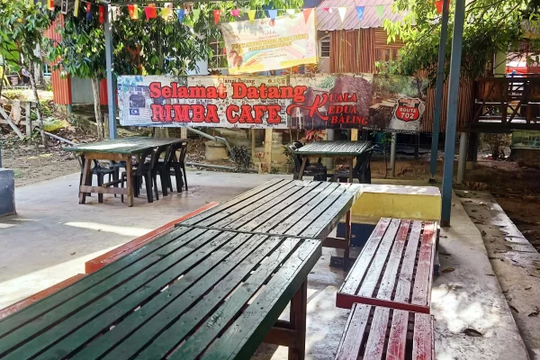 Kafe Rimba Kuala Kedua