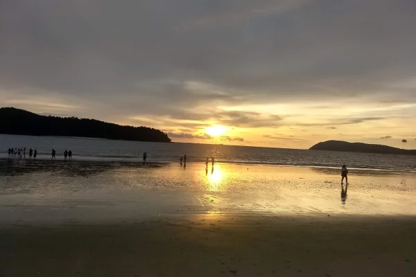Pantai Tengah