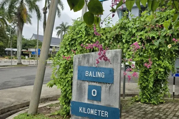 Monumen 0km Baling