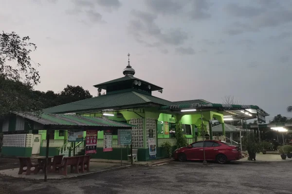 Masjid Ghairu Jamek Al-Muhajirin