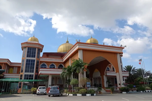 Masjid Al-Muttaqin Taman Mahsuri