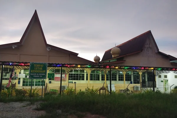 Masjid Al-Munira