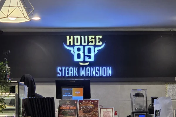 HOUSE89 Steak Mansion